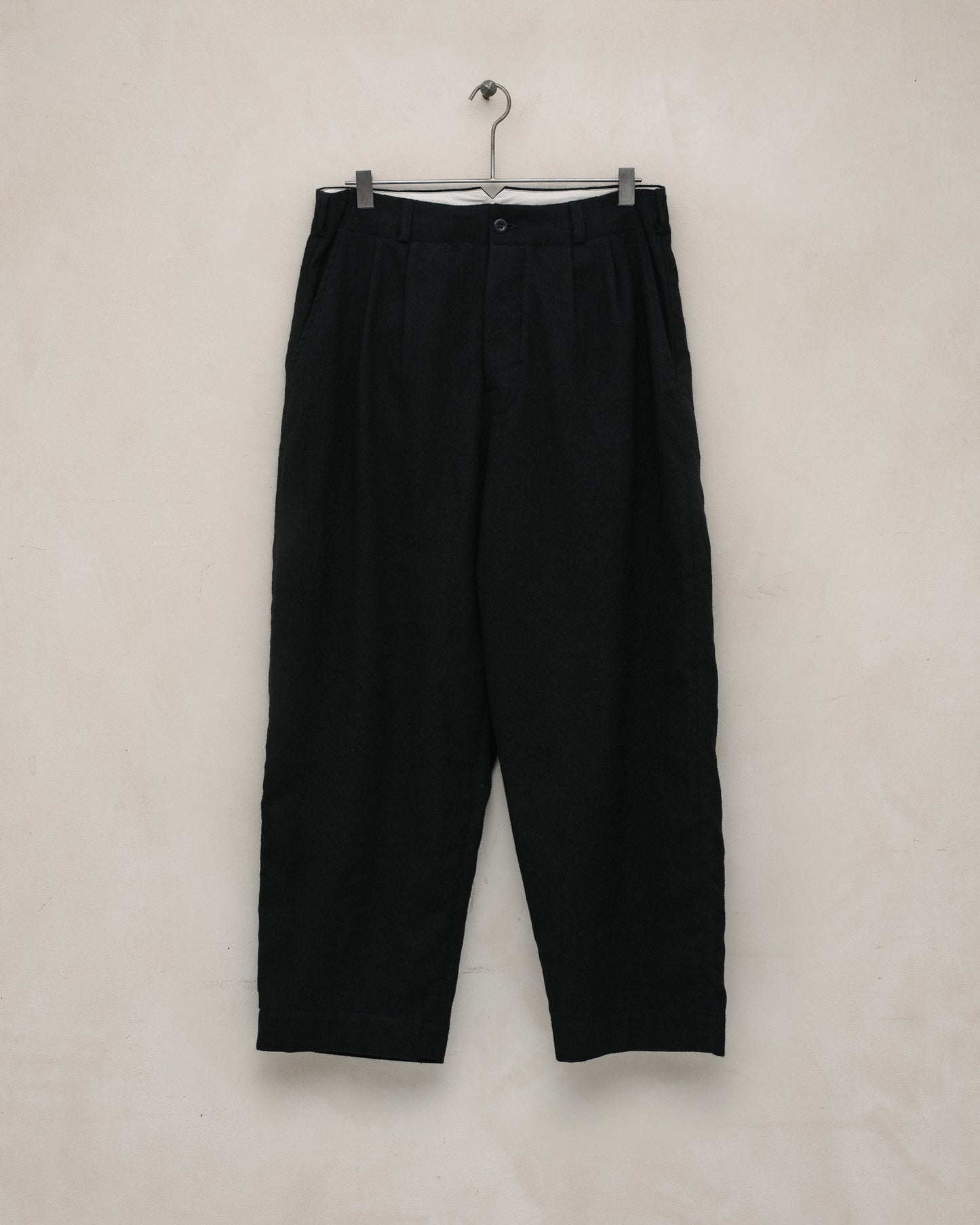Two Pleat Pant - Cashmere/Linen Twill, Black