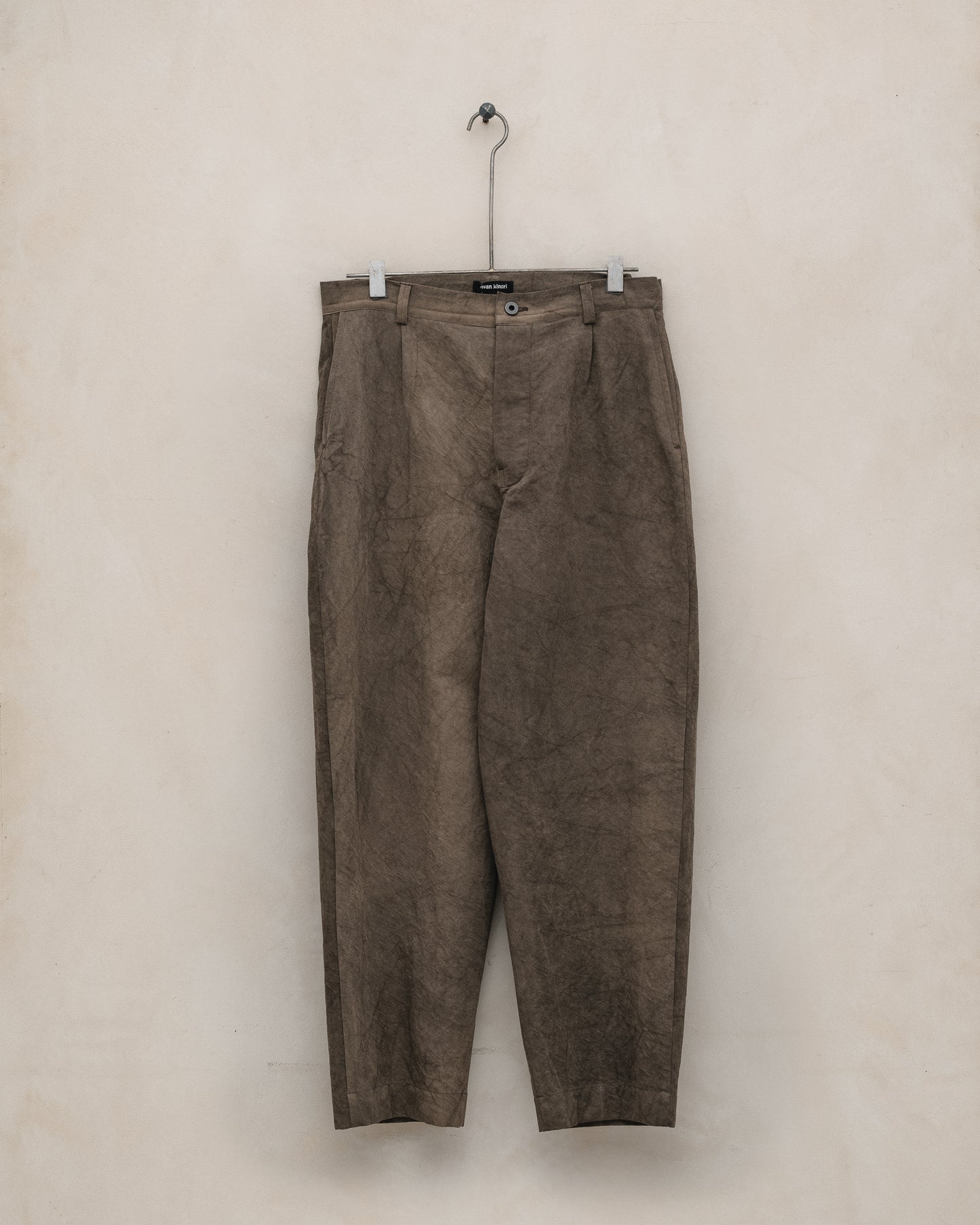 Single Pleat Pant - Natural Dye Cotton/Washi Twill, Brown (Persimmon/Iron Dye)