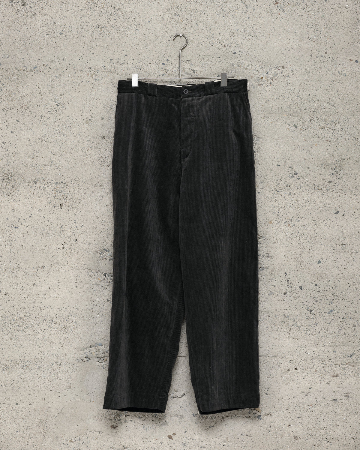 Flat Front Pant - Carbon Dyed Cotton/Linen Corduroy, Charcoal