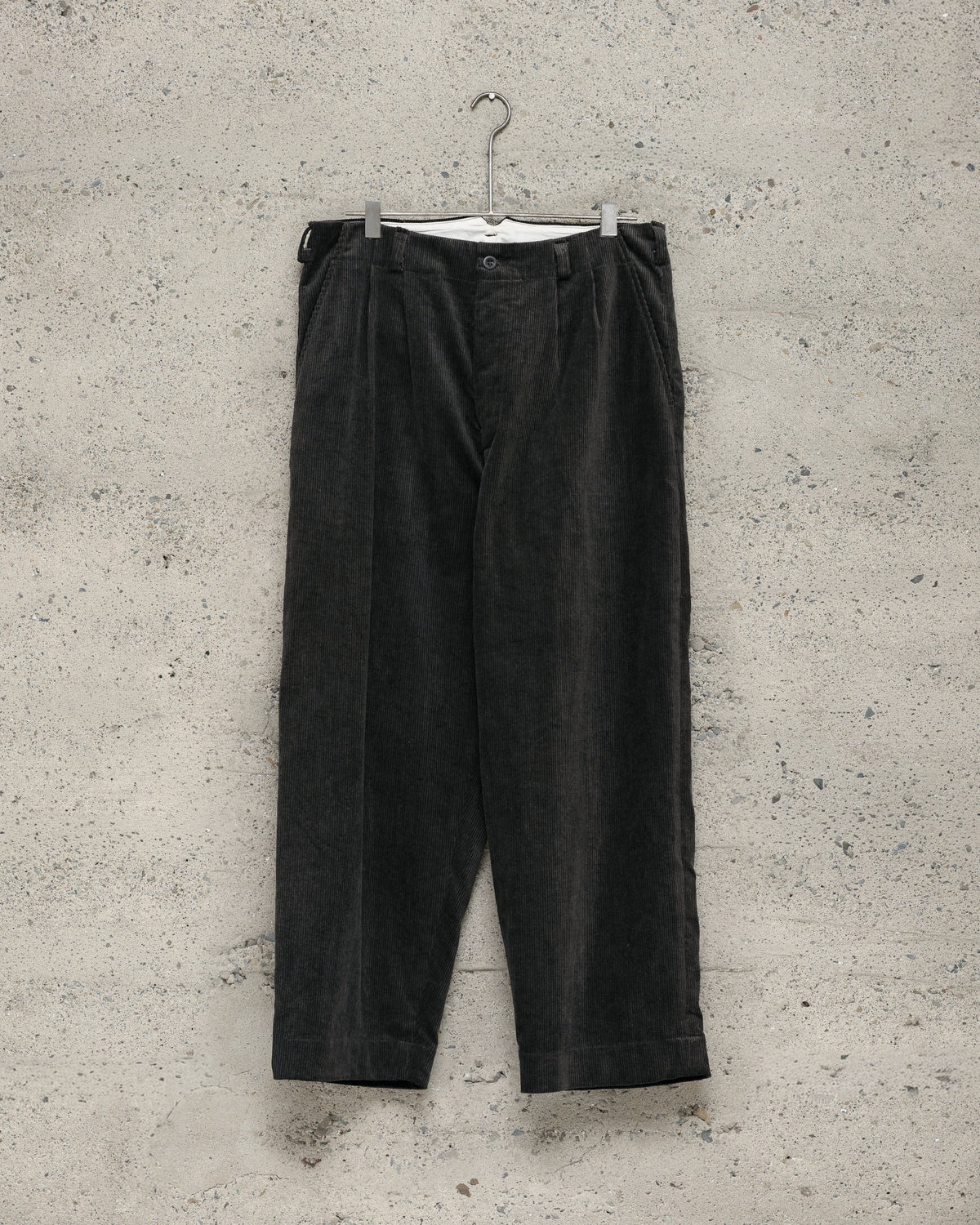 Two Pleat Pant - Carbon Dyed Cotton/Linen Corduroy, Charcoal