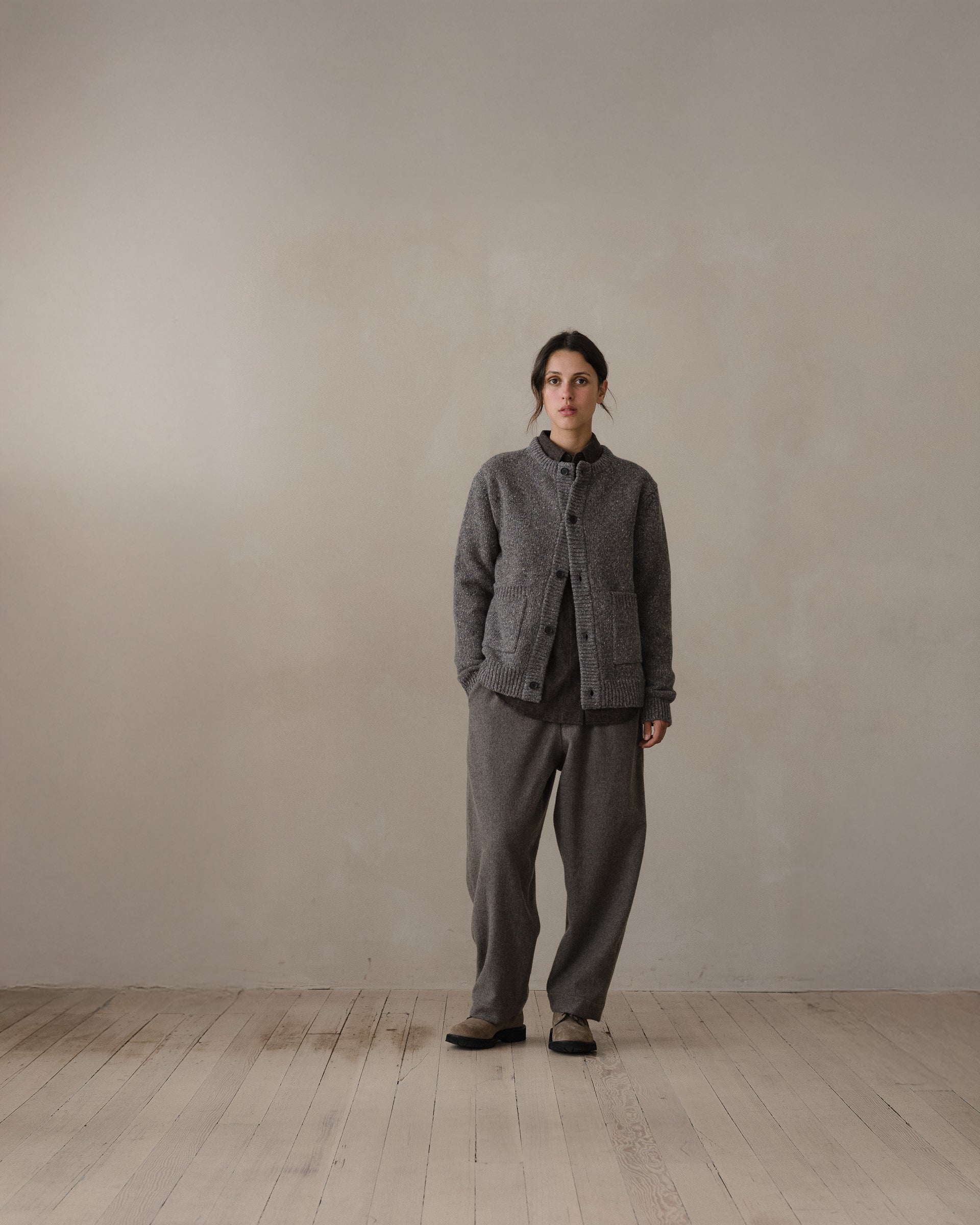 Crewneck Cardigan - Wool Tweed, Heather Grey – evan kinori