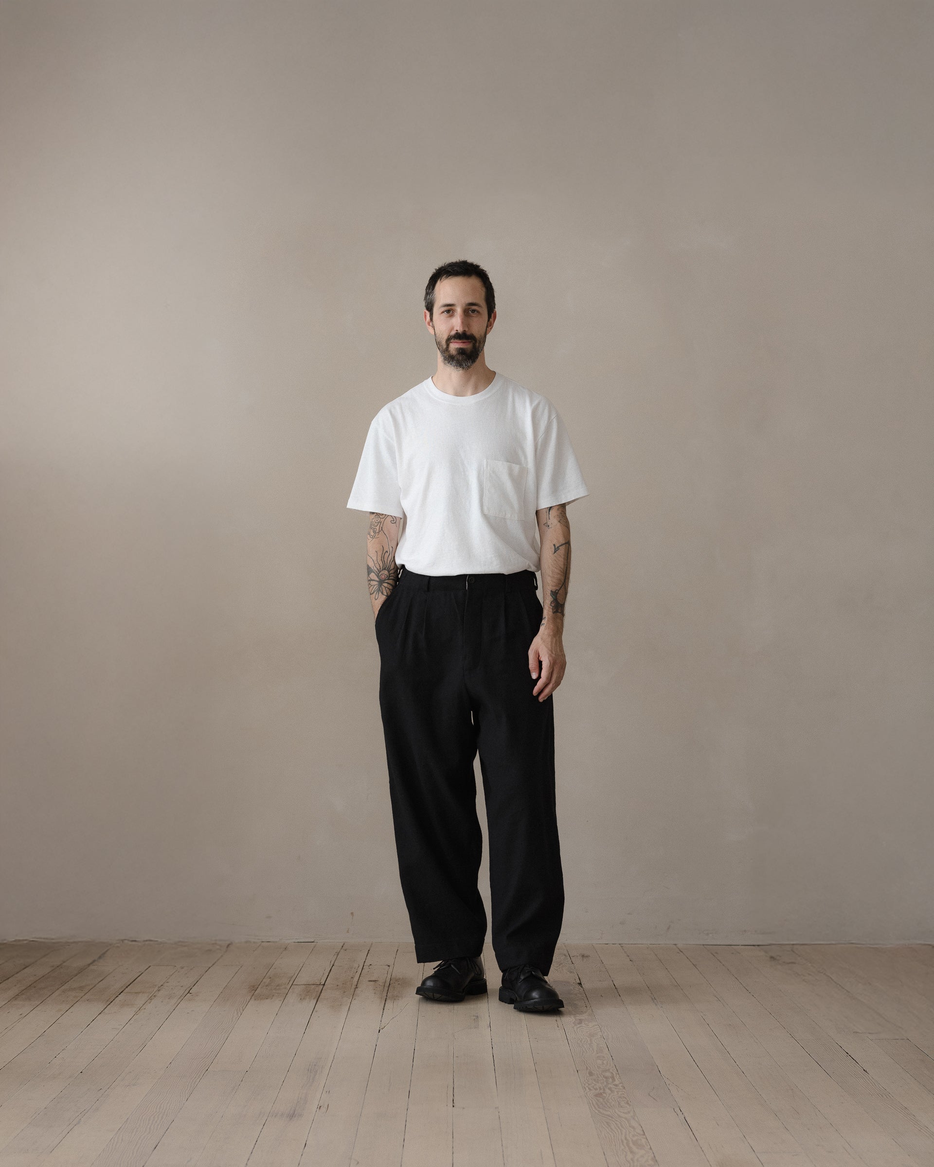 Two Pleat Pant - Cashmere/Linen Twill, Black – evan kinori