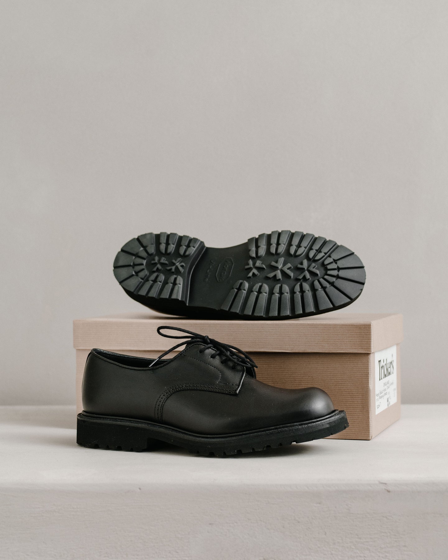 Tricker's Tramping Shoe Matte Black – evan kinori