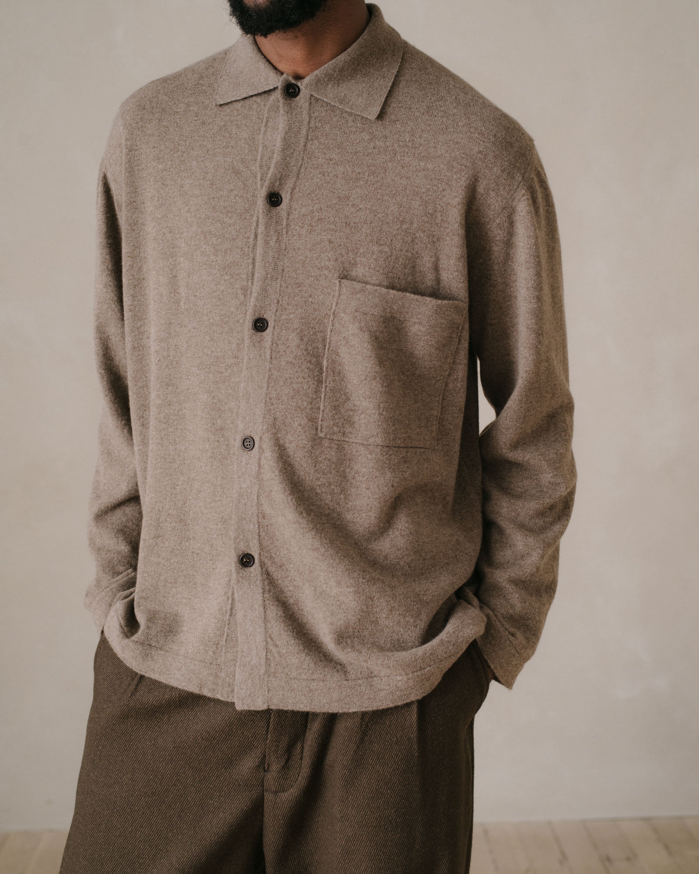 Cashmere Button Down - Cashmere/Lambswool, Dark Beige – evan kinori