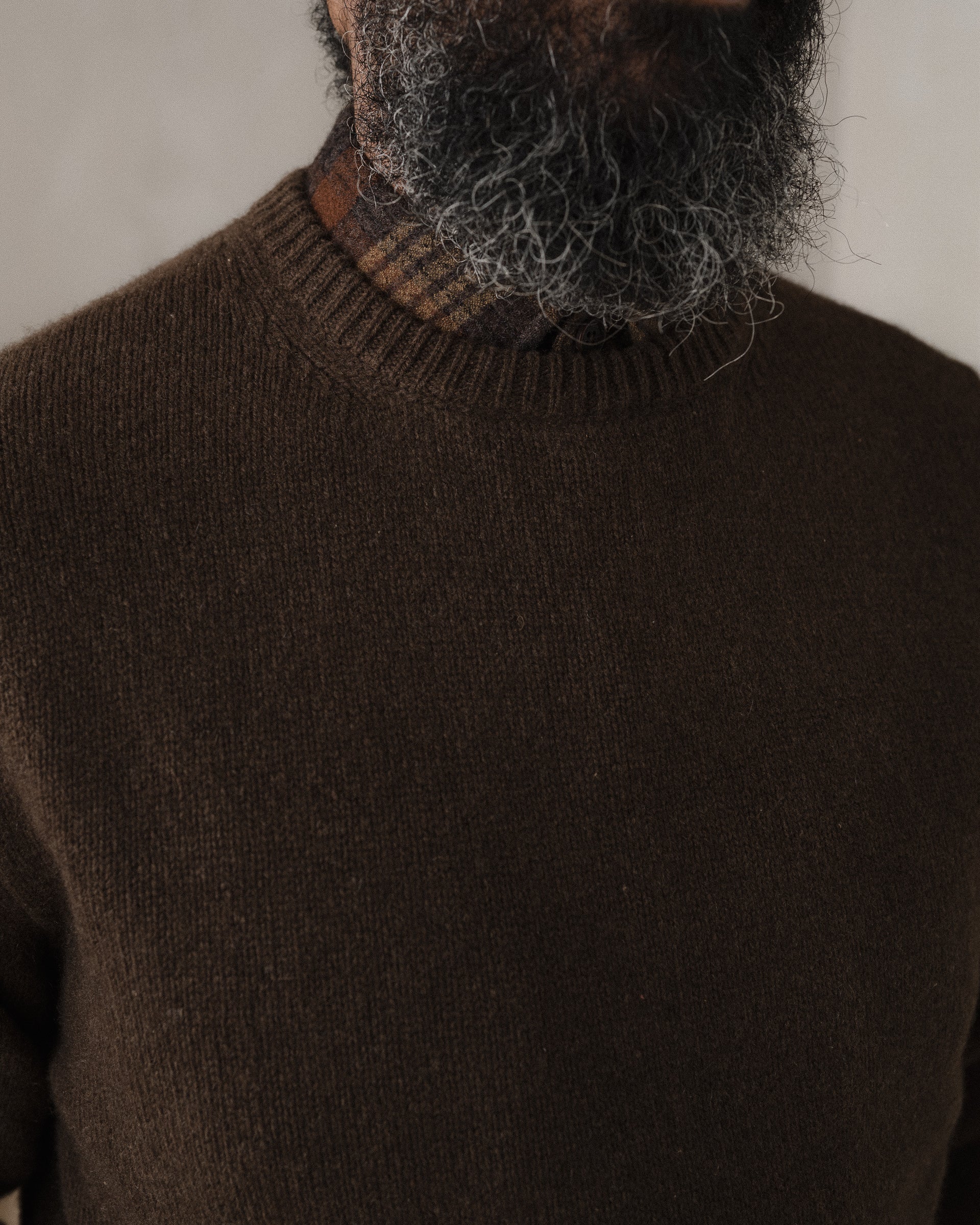 Crewneck Sweater - Undyed Yak Wool, Dark Brown – evan kinori