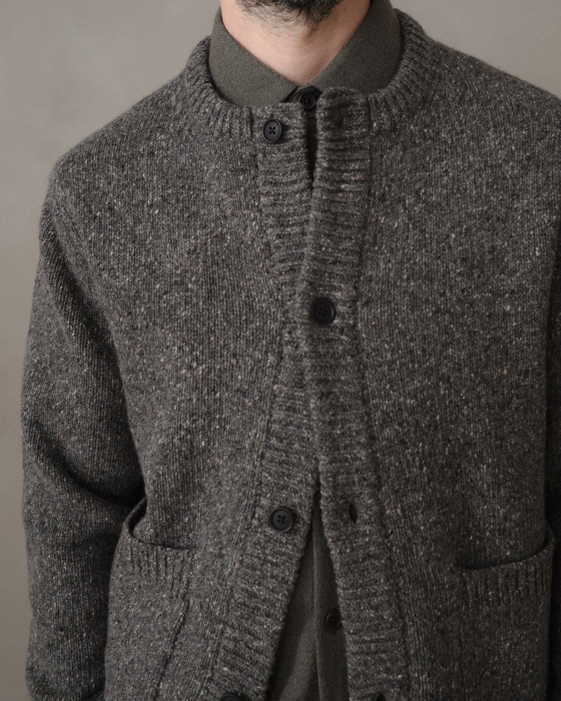 Crewneck Cardigan - Wool Tweed, Heather Grey – evan kinori