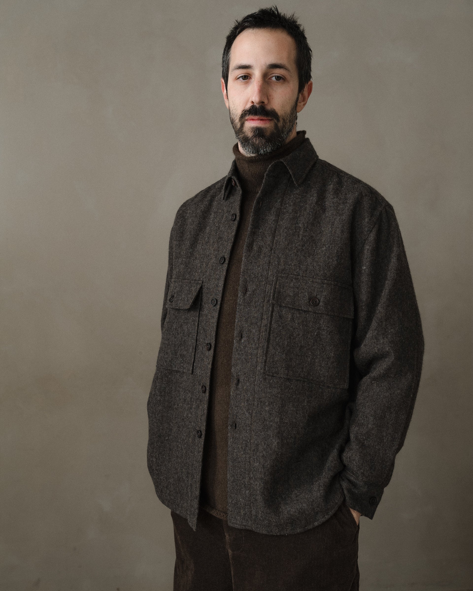 Big Shirt - Undyed Wool Herringbone, Dark Brown – evan kinori