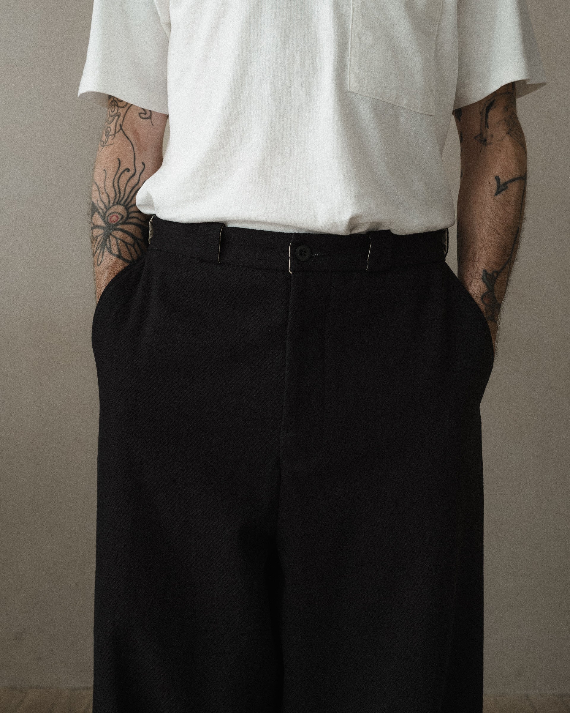 【世界20本限定】 evan kinori モールスキン パンツ　新品 Evan Kinori Flat Front Pant Cotton Kersey Black – Neighbour