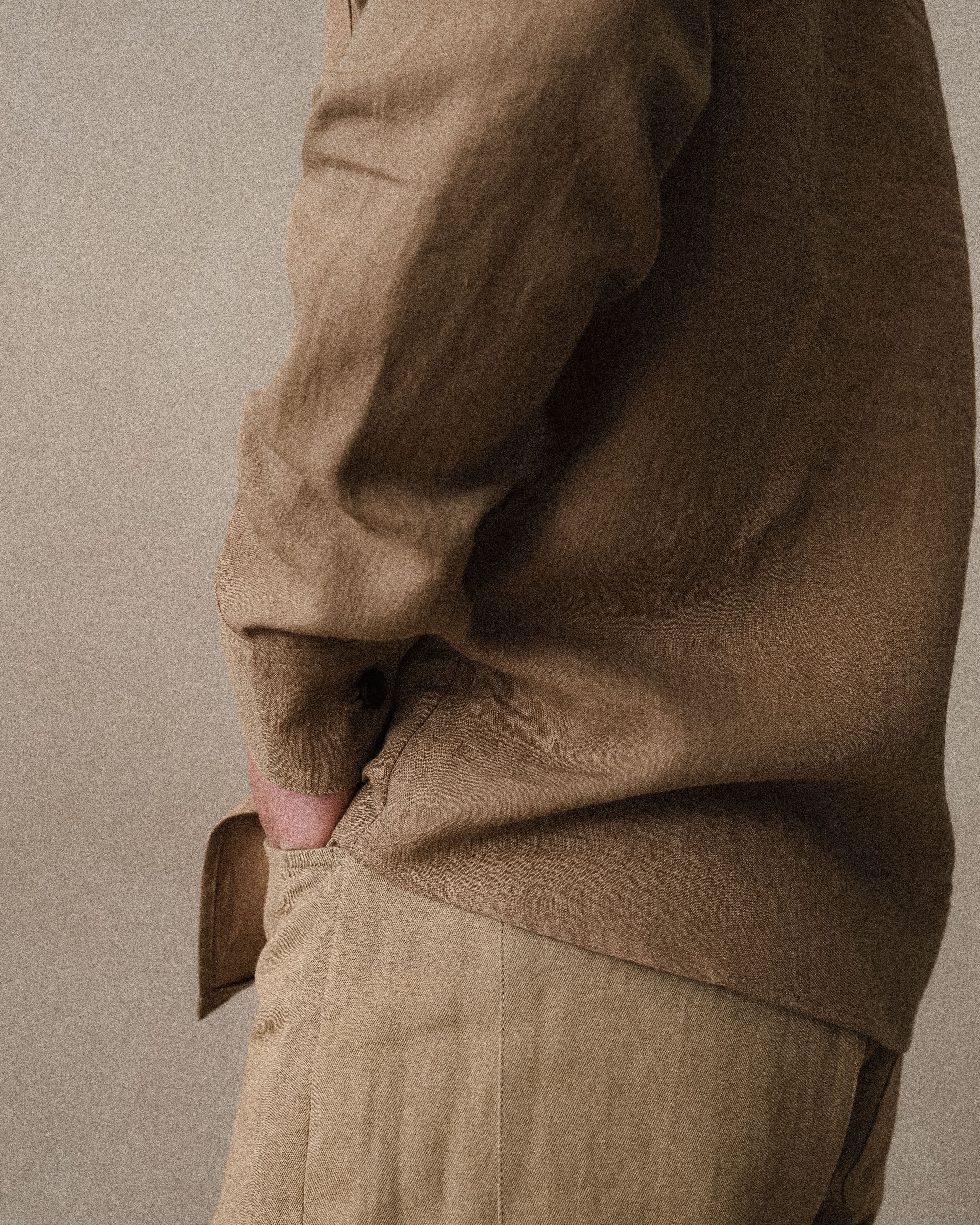 Two Pocket Shirt - Linen/Washi Twill, Faded Ochre – evan kinori